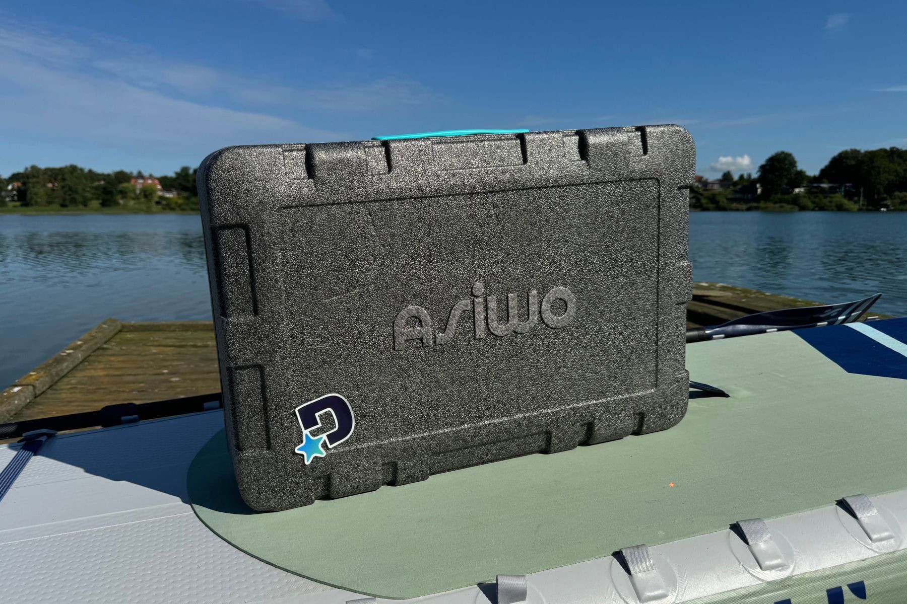Asiwo U1 electric SUP motor mounted to fin box