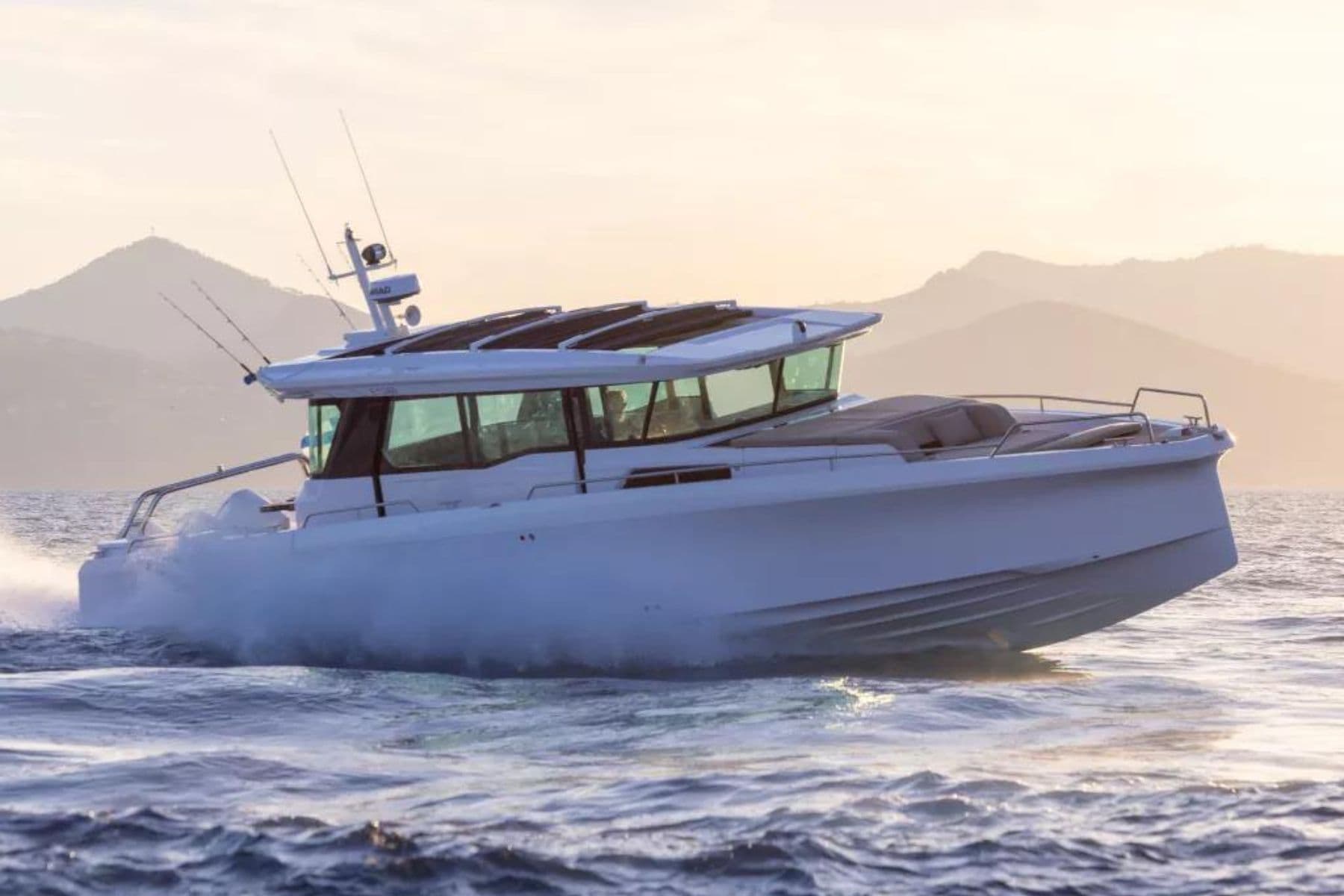 Axopar Boats Cabin