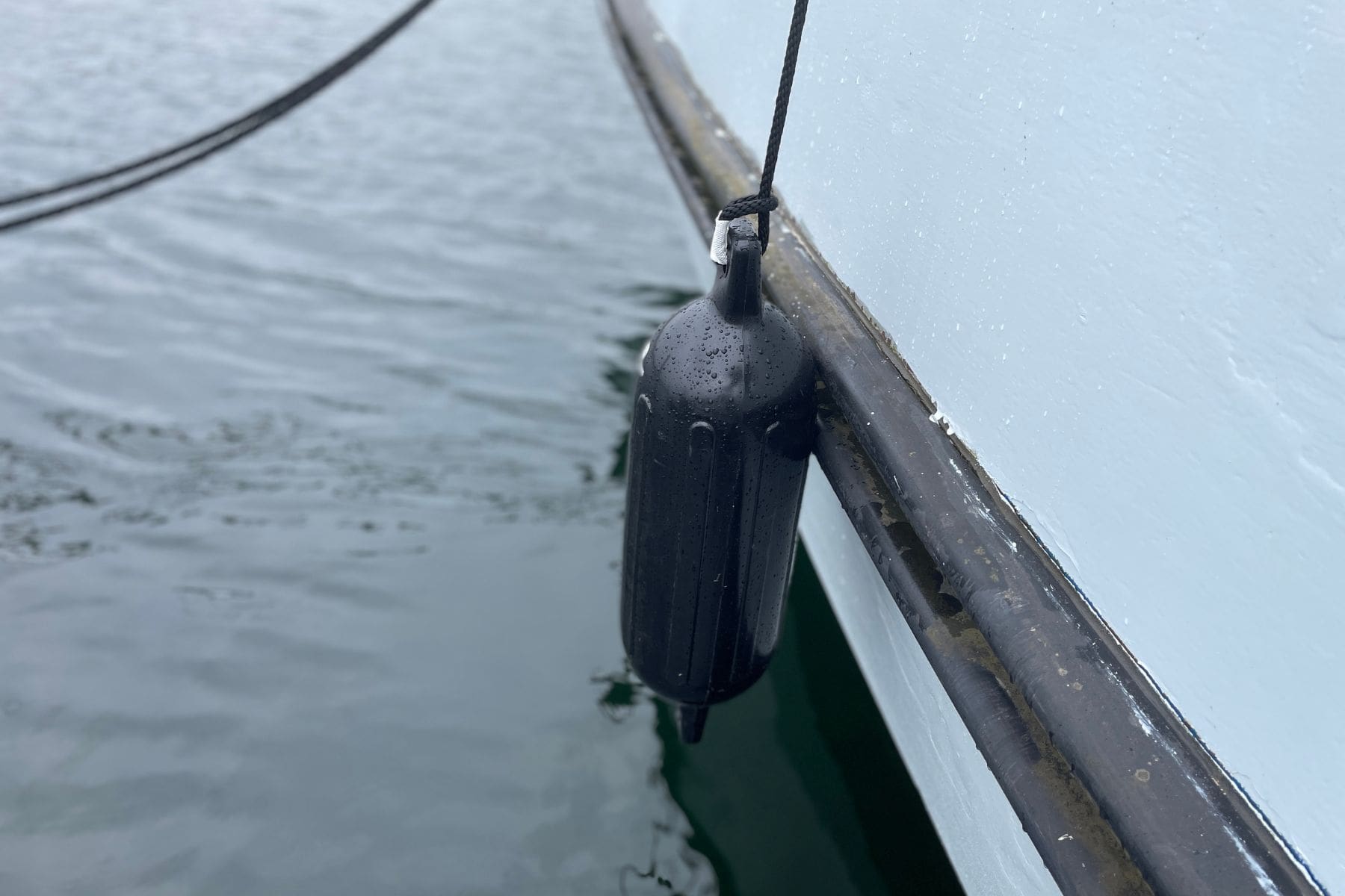 Five oceans inflatable ribbed boat fender hanging