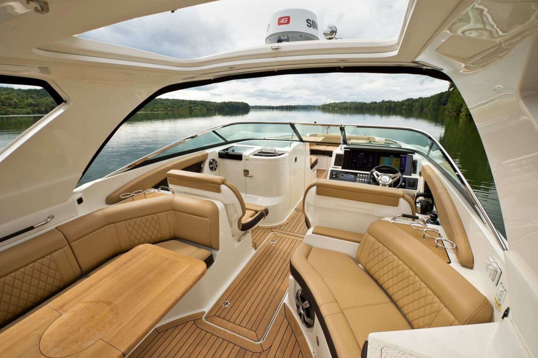 Sea Ray Slx 350 Fiberglass Hardtop