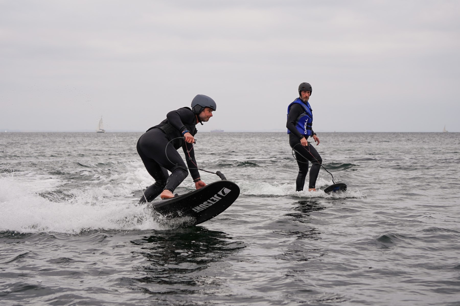 Cruiser DFI Electric Surfboard photo 7