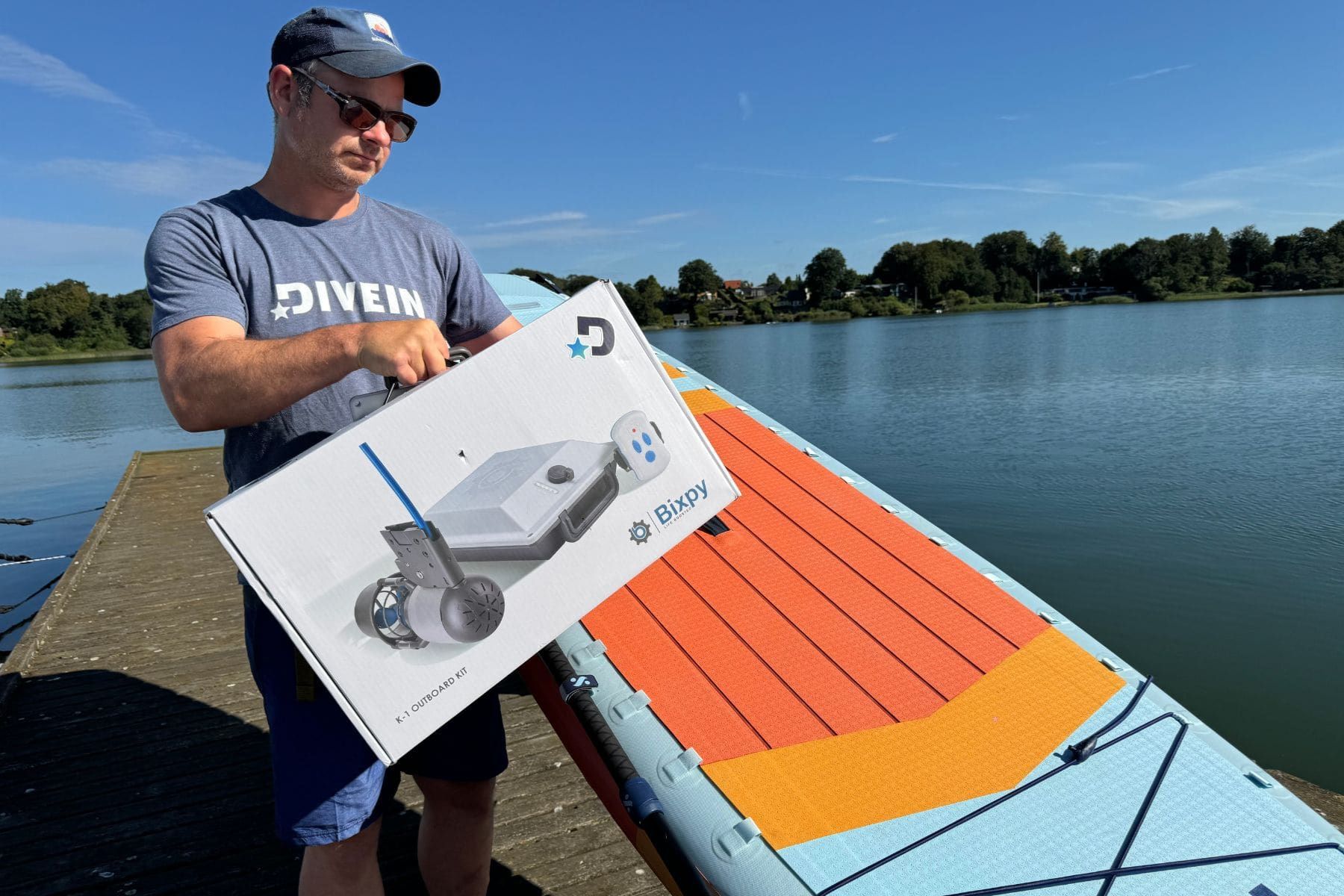 5 Best Motorized Paddle Boards in 2026 photo 1