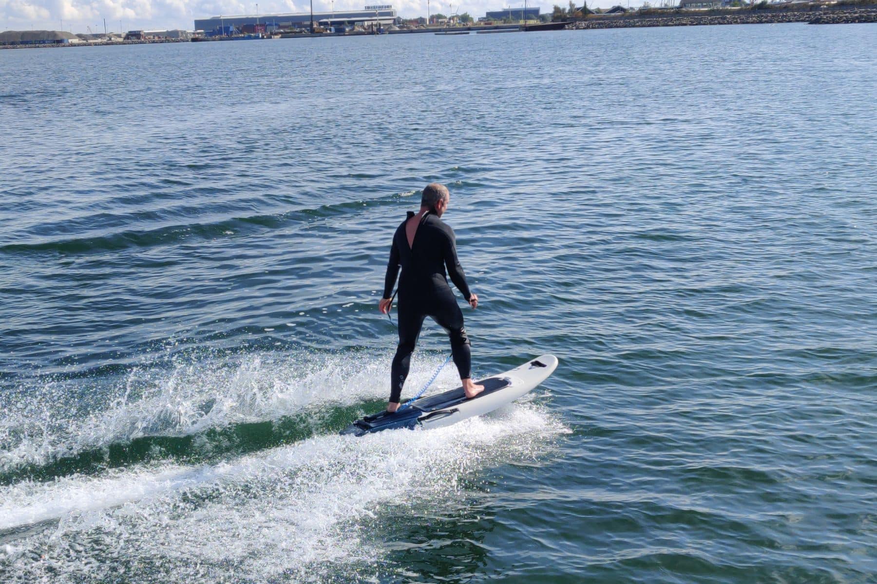 Radinn Carve Electric Surfboard