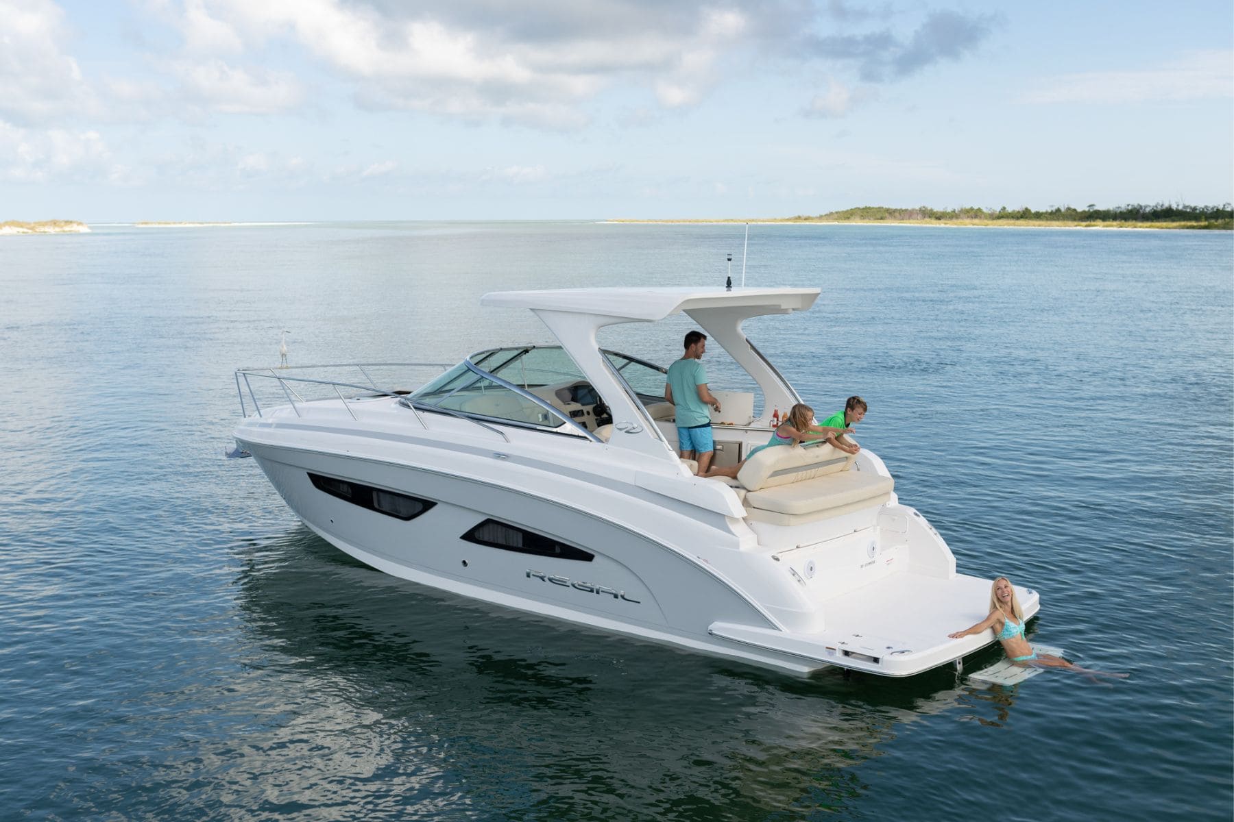 7 Best Regal Boats in 2026 photo 6
