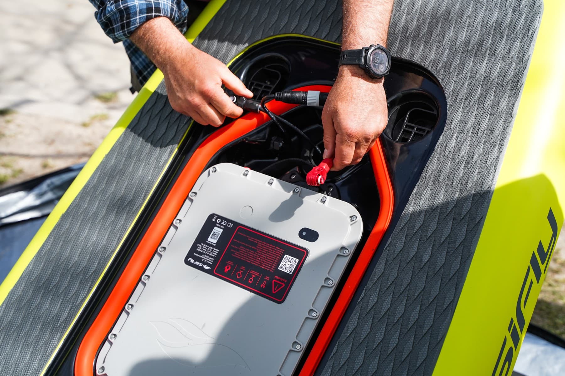 Sifly e foil connecting battery