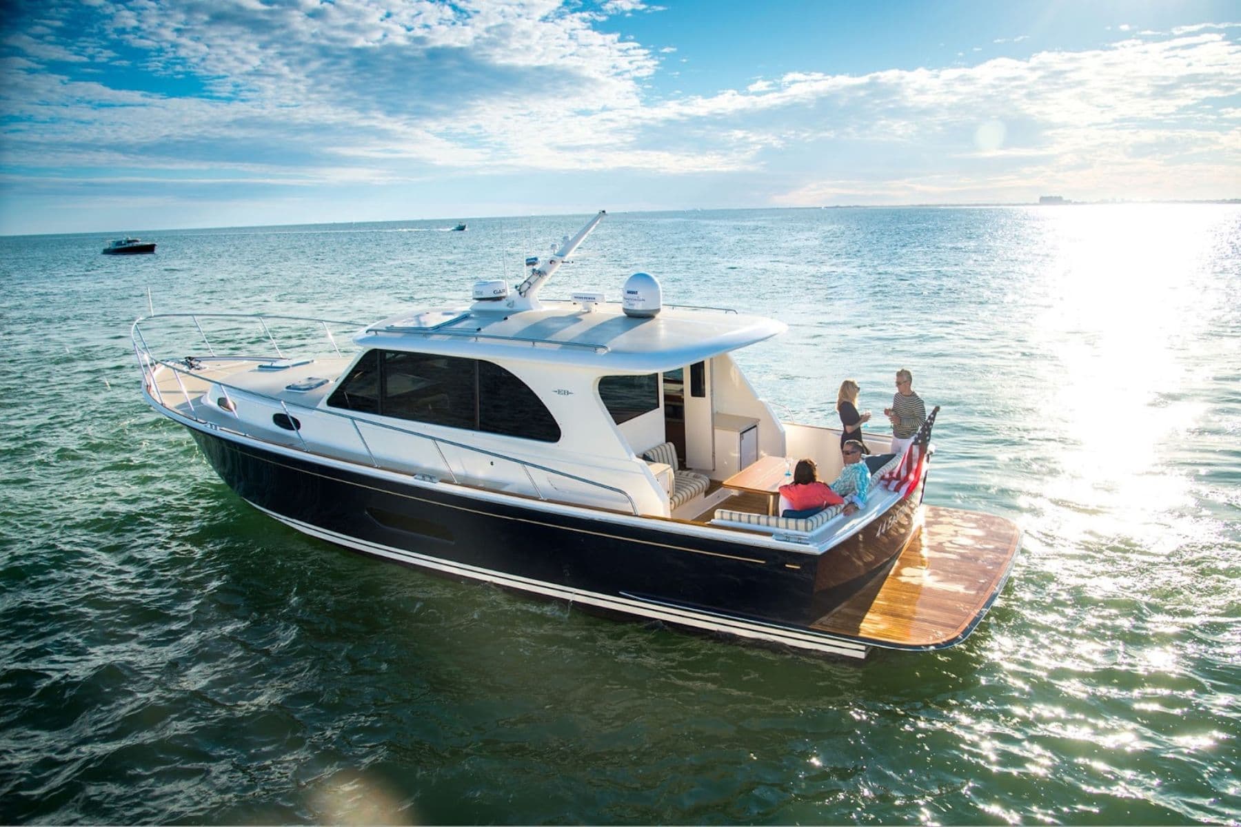 Grand Banks Eastbay 44 Cabin Cruiser