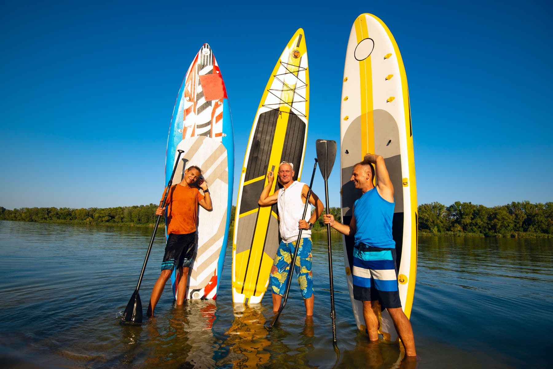 Tips For Beginner Paddle Boarding With The Buddies