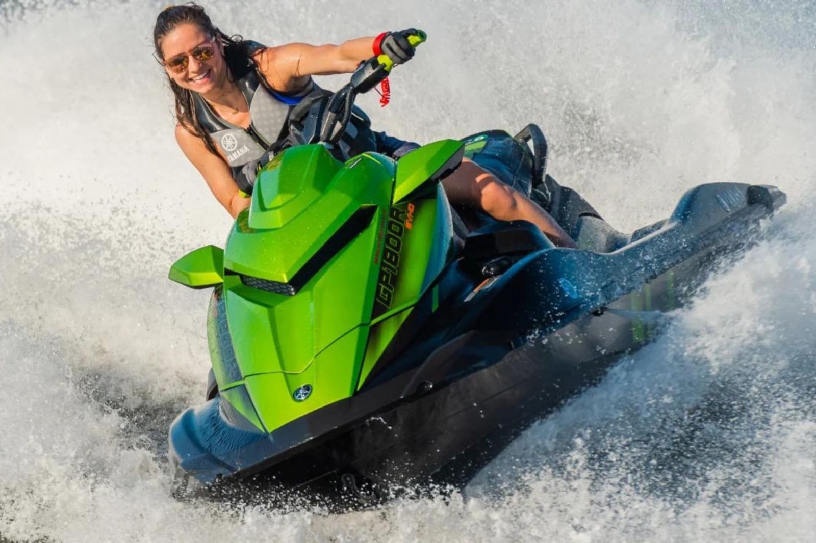 Yamaha WaveRunner FX Cruiser at speed